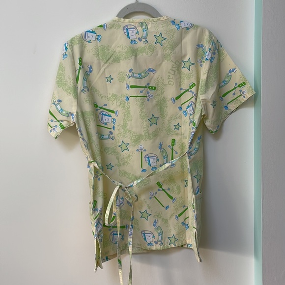 Dental Scrub Top small - Picture 4 of 4